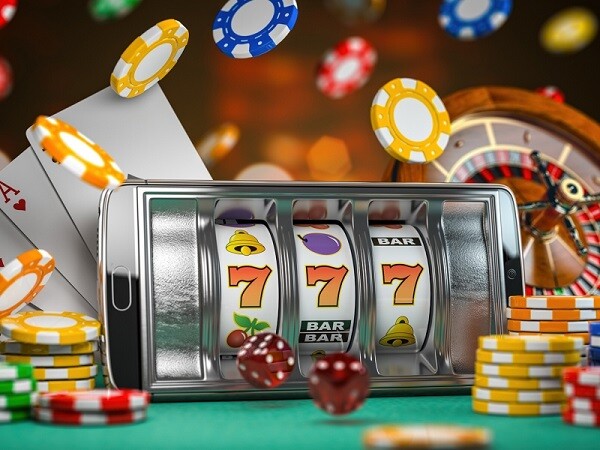 Giải đáp: Đã hợp pháp hóa Casino trực tuyến ở Việt Nam chưa? 6 Vì sao nhiều cược thủ lại thích tham gia Casino trực tuyến?